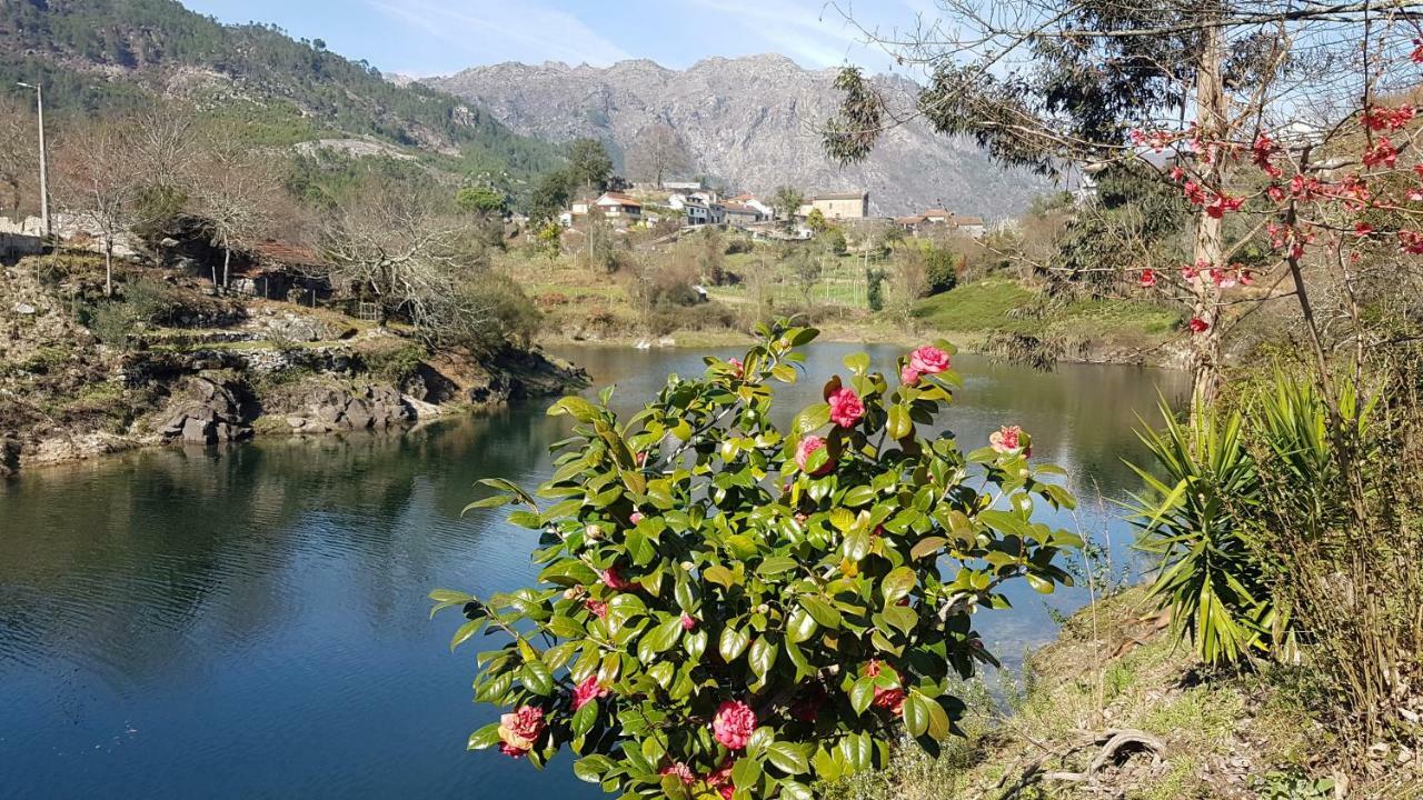 Вилла Casinha Do Joao No Geres Alamela Экстерьер фото